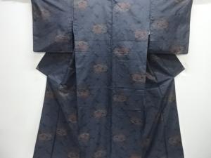 有栖川文様織り出し本場泥大島紬着物